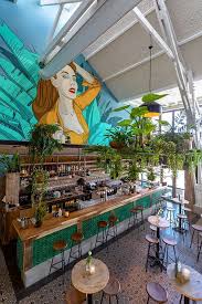 Unser Neues Top Projekt Das Restaurant Suzie Q Am Strand Von Scheveningen In Holland Eine Explosion Aus Farben Fliesen Und Pfl Wunderschon Projekte Fliesen