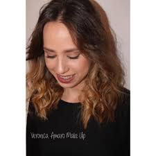 Ayer me toco maquillar a una de mis amigas, para un evento en el casino de  Murcia. Así que después de inspirarnos en la preciosa Blanca Suárez me puse  manos a la