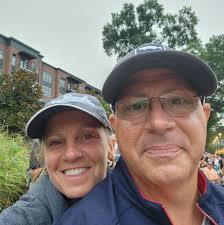 Looking for recommendations for a good reworkable hairspray!!!