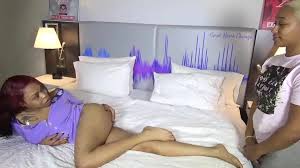 I ALWAYS FUCK ON THE 1ST DATE : HIDDEN CAMERA - Lesbian Porn Videos