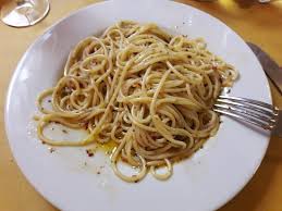 Trofie al pesto genovese (basil pesto sauce). Spaghetti Aglio Olio E Peperoncino Picture Of Toscanella Osteria Florence Tripadvisor