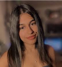 Millie Lockhart's Instagram, Twitter & Facebook