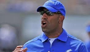 Shafer Hires Moreland to Mentor Tight Ends