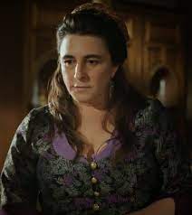 Esra dermancıoğlu kameralar karşısına ilk kez 2009 yılında yayınlanan avrupa yakası'nda konuk oyuncu olarak geçti. Cennet Hatun Esra Dermancioglu Actresses Actors Actresses Actors
