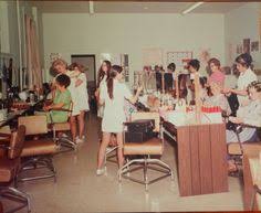 How to find hair salons near me? 10 Old School Ideas Vintage Hair Salons Vintage Beauty Salon Vintage Hairstyles