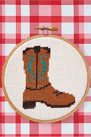 Cowboy western counted cross stitch pattern by crosstitch.com to download and print online. Easy Free Cross Stitch Patterns Printable Cross Stitch Templates