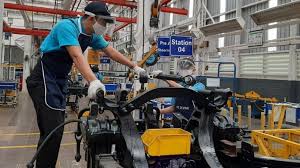 Para lograrlo, cuidamos y seguimos todo el proceso celosamente, desde el viñedo hasta la copa. New Normal Pabrik Pt Dcvmi Beroperasi Kembali