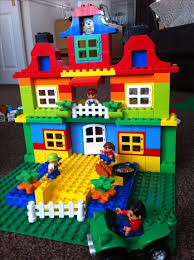 Familienhäuser aus lego duplo anbei eine kleine selbst zusammengestellte auswahl an amazon links unsere bauidee. The Duplo Mansion Lego Duplo Lego Duplo Bauanleitung Lego