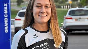 Volleyball: Mode-Designerin mit viel Druck am Netz