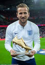 Kane is 19 behind the record holder wayne rooney, who scored 53 in 120 games. Rekodi Za Soka Harry Kane Kachukua Golden Boot Mara 3 1 Tottenham Hotspurs 2015 2016 2 Totteham Hotspurs 2016 2017 3 Fifa World Cup Russia 2018 Facebook