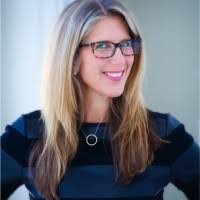 Stephanie Anton's Instagram, Twitter & Facebook