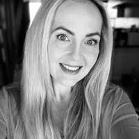 900+ 'Annique' profiles