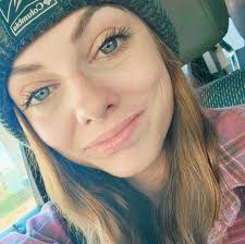 Good dog groomers for golden doodles with anxiety