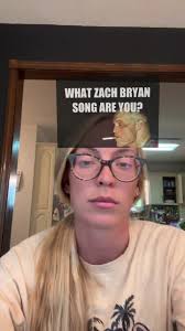 Erika Long (@mamaerk)