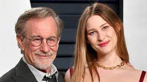 Steven spielberg стивен спилберг в пентагоне (11 августа. Steven Spielberg News Bilder Und Fotos E Online Deutschland