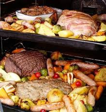But a fascinating photo series reveals that these countries are almost the only ones that celebrate by eating these foods. Company Sells A Christmas Dinner Kit To Make The Festive Meal In Just 90 Minutes Daily Mail Online