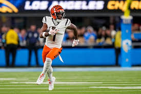 Bengals' Ja'Marr Chase becomes NFL's first 1, *** -yard receiver ...
