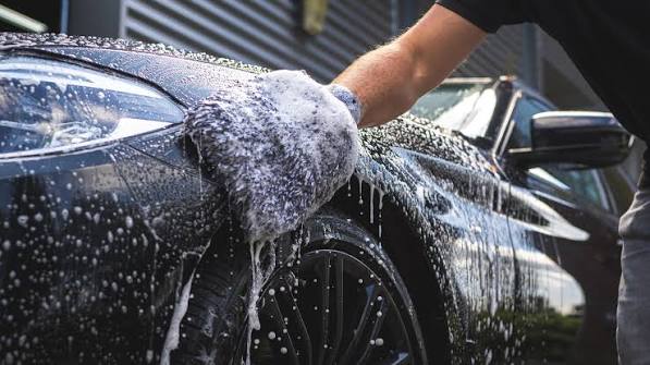 Handwashing vs Car Wash: Benefits of Hand Cleaning Vehicles – The Rag  Company Europe