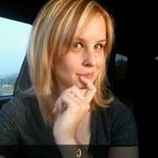 Elizabeth Wrobel's Instagram, Twitter & Facebook