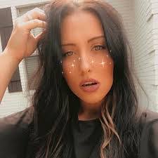 Bethany Knowles's Instagram, Twitter & Facebook