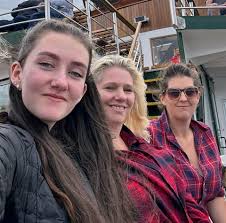 Hello I would like to ask for some advice please. What is the vital  equipment you would advise me to get hold of to aid recovery. Many thanks  in advance.