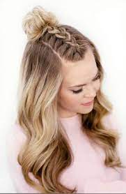 Confira Os Diferentes Estilos De Trancas Pelo Post Completo No Blog Vaidosas De Batom Vaidosasdebato Top Knot Hairstyles Half Bun Hairstyles Dance Hairstyles