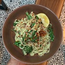 Joe Wicks On Instagram Try This Amazing Creamy Pesto Pasta With Sun Dried Tomatoes Veggieleanin15 Creamy Pesto Pasta Pesto Pasta Pesto Pasta Recipes