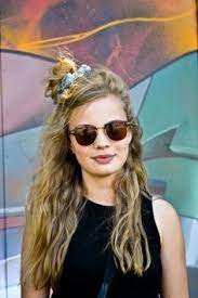 Pin By Elisaduartej Psicologa Com On Hairstyles Hair Styles Scrunchie Hairstyles Long Hair Styles