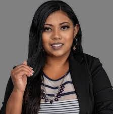 Jasmine Canton's Instagram, Twitter & Facebook