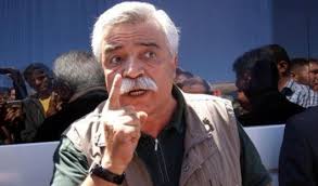 Devlet bahçeli mesleği, nereli, hayatının özeti, kısaca özgeçmişi, kaç yaşında gibi bilgilere ulaşacaksınız. Ozan Arif Kimdir Kac Yasinda Nereli Devlet Bahceli Neden Dava Acti Gocunan Serefsizdir Siiri