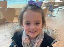 Mum spotted tell-tale cancer glow in photo of five-year-old daughter