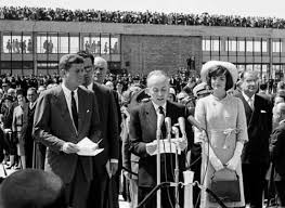 Pin By Luis Gil On Bogota Antigua John F Kennedy John Kennedy