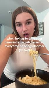 Oliver Moore Girlfriend