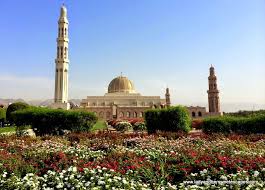 The chosen plan was so enormous and grandiose, it took several years. Oman The Stunning Sultan Qaboos Grand Mosque Lady Her Sweet Escapes