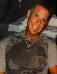 Trevor Lear's Instagram, Twitter & Facebook