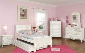 Ashley furniture realyn queen 6 piece chipped white bedroom set. Girl Bedroom Sets F Bedroom Sets For Teenage Girls With Pink Single Bed Frame Girls Bedroom Sets Girls Bedroom Furniture Sets Girls Bedroom Furniture