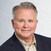 Liza Sims's Instagram, Twitter & Facebook