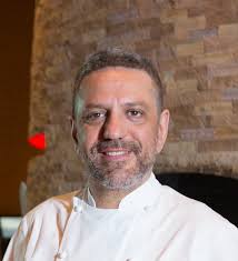 Locatelli eventually opened his own restaurant, zafferano, in london's knightsbridge, where he developed the cooking style that earned the restaurant a michelin star. Giorgio Locatelli Italiano Stellato Nel Cuore Di Londra Sale Pepe