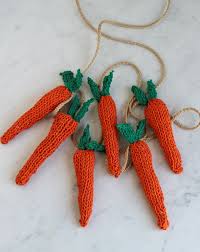 Baby fruit and veggie rattle patterns. Knitted Carrot Pattern For A Garland Savvy Apron