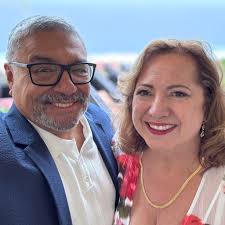 WARNING: The videos contain graphic images and language. Viewer discretion  is advised.The San Diego Police Department is committed to being open and  transparent with the public. The following video is of a