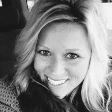 Melissa Bly's Instagram, Twitter & Facebook