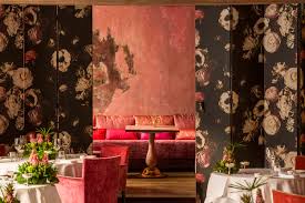 We did not find results for: Modern Victorian Style Wall Treatments And Art Get The Look Emily Henderson