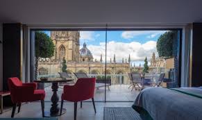 The old system had its flaws, but nevertheless it was preferable to the new one. Travel Is This The Best Hotel Room In Oxford We Try The Room With The View At The Old Bank Hotel Ox In A Box