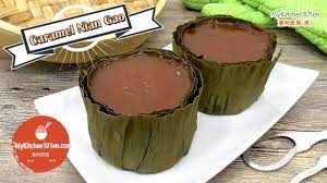 Adunan ini dimasukkan ke dalam daun pisang yang dibentuk seperti bakul. Simple Version Caramel Nian Gao Kuih Bakul Mykitchen101en Youtube