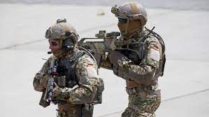 Ihre auflösung hatte das verteidigungsministerium bereits angekündigt. Eliteeinheit Der Bundeswehr Regelrecht Durchsetzt Von Rechten Akteuren