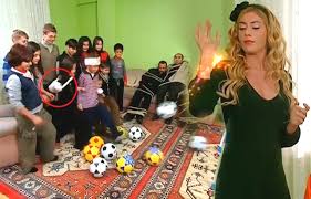 Check spelling or type a new query. Selena Dizisindeki Hata Yillar Sonra Fark Edildi