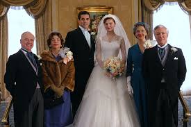 In der spanischen komödie rosas hochzeit beschließt eine frau, die sich immer um alle anderen kümmert, ausnahmsweise einmal bei sich selbst anzufangen. Jordan Bridges As Spencer Jones And Kirsten Dunst As Betty Warren In Mona Lisa Smile 2003 Monalisasmi Kleid Hochzeit Film Hochzeit Rosa Hochzeitskleider
