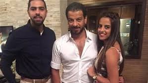 أجرى الفنان المصري أشرف مصيلحي، أمس، عملية جراحية في المخ، ما تسبب في تدهور حالته الصحية. ØµØ¯Ù‰ Ø§Ù„Ø¨Ù„Ø¯ Ø¨Ø§Ù„ØµÙˆØ± Ø§Ø¨Ù†Ø© Ø§Ø´Ø±Ù Ù…ØµÙŠÙ„Ø­Ù‰ ØªØµØ¯Ù… Ø¬Ù…Ù‡ÙˆØ± Ø§Ù„ÙÙŠØ³Ø¨ÙˆÙƒ