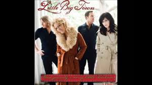 Изучайте релизы little big town на discogs. 52 Best Country Christmas Songs Favorite Christmas Music Playlist