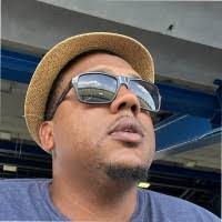 Bobby Callicutt's Instagram, Twitter & Facebook